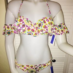 Med NWT bikini